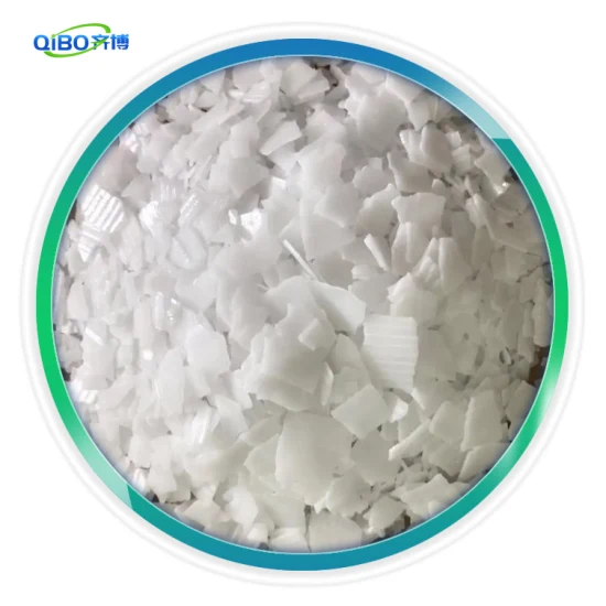 Soda cáustica sólida de la escama blanca del tratamiento de aguas residuales del grado industrial de Naoh CAS 1310-73-2